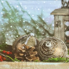 Weihnachts-Deko & Schneetreiben - Christmas Decoration & snowfall -  Meinten Sie: Weihnachtsdeko & Schneetreiben Décoration de Noël & des chutes de neige