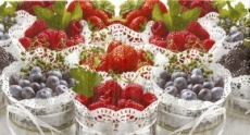 Erdbeeren, Heidelbeeren, Himbeeren, Brombeeren - Strawberries, blueberries, raspberries, blackberries - Fraises, myrtilles, framboises, mûres