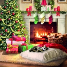Katze schläft am Kamin und Weihnachtsbaum - Cat is sleeping by the fireplace and Christmas tree - Chat dort par la cheminée et larbre de Noël