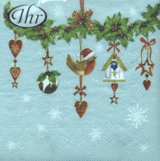 hängender Ilexzweig mit weihnachtlichen Accessoires - hanging branch with Christmas accessories - branche suspendue avec des accessoires de Noël