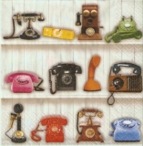 Viele nostalgische Telefone - Many nostalgic phones - De nombreux téléphones nostalgiques