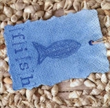 Fisch Schild auf Muscheln - Fish sign on shells - Poisson signe sur les coquillages